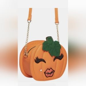 New! BETSEY JOHNSON " Oh My Gourd " Halloween Pumpkin Crossbody Purse.